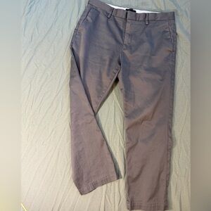 Banana Republic Men's AIDEN SLIM FIT Urban Grey Chinos